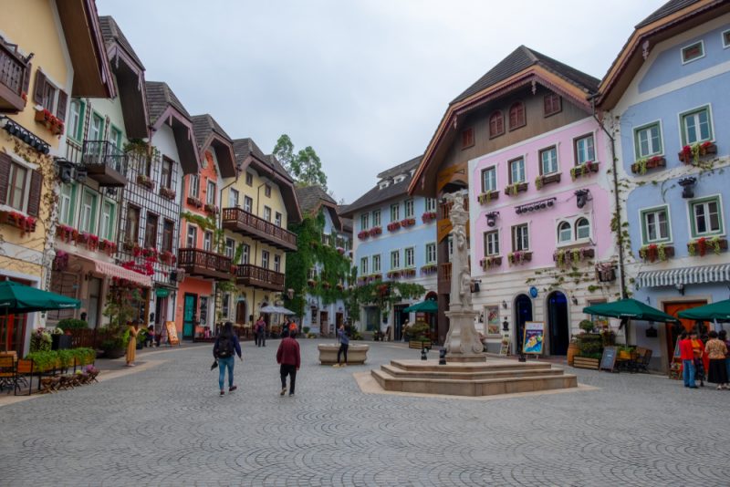 La copia di Hallstatt, in Cina