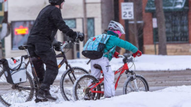 Photo of In Finlandia i bambini vanno a scuola in bicicletta anche con 17 gradi sotto lo zero