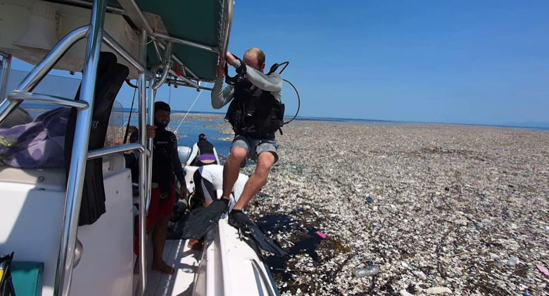 Scoperto un mare di plastica nei Caraibi