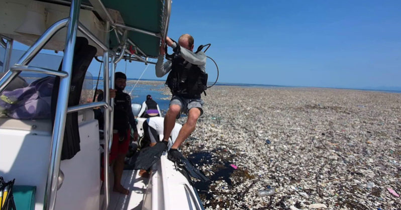 Scoperto un mare di plastica nei Caraibi