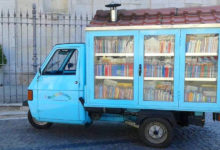 Photo of Maestro in pensione crea una biblioteca mobile e gira la Basilicata per appassionare i giovani alla lettura