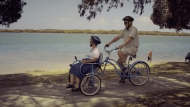 Photo of Inventa una bicicletta speciale per portare con sé la moglie affetta dall’Alzheimer