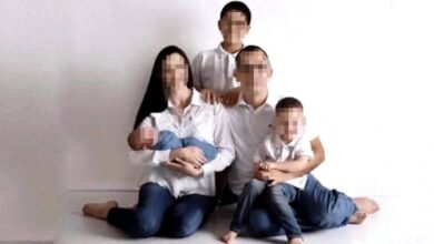 Photo of Rimuove il figliastro dal ritratto di famiglia: “Volevo solo una foto con i miei figli”, la giustificazione della donna che ha indignato il web