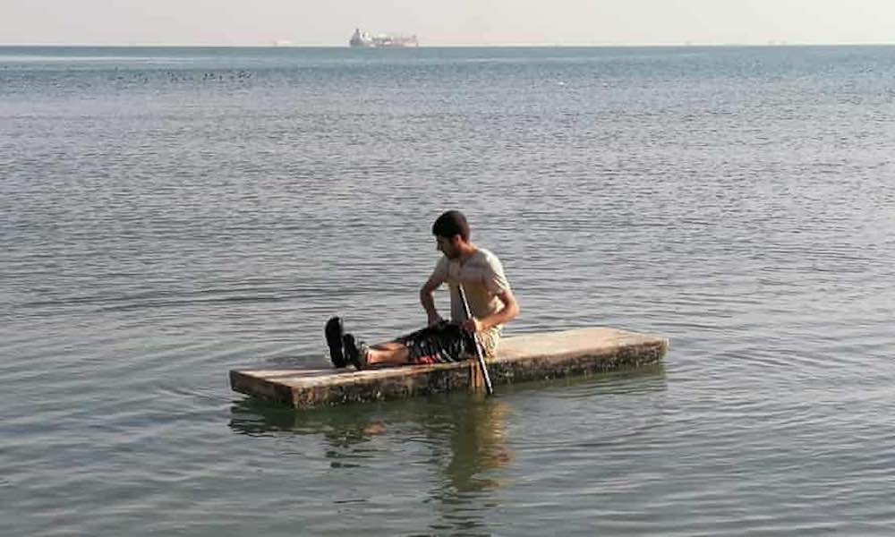 marinaio costretto vivere su una nave