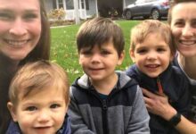 Photo of Due mamme adottano 3 fratellini sotto i 4 anni per non separarli: “Era molto importante che rimanessero insieme sin da piccoli”