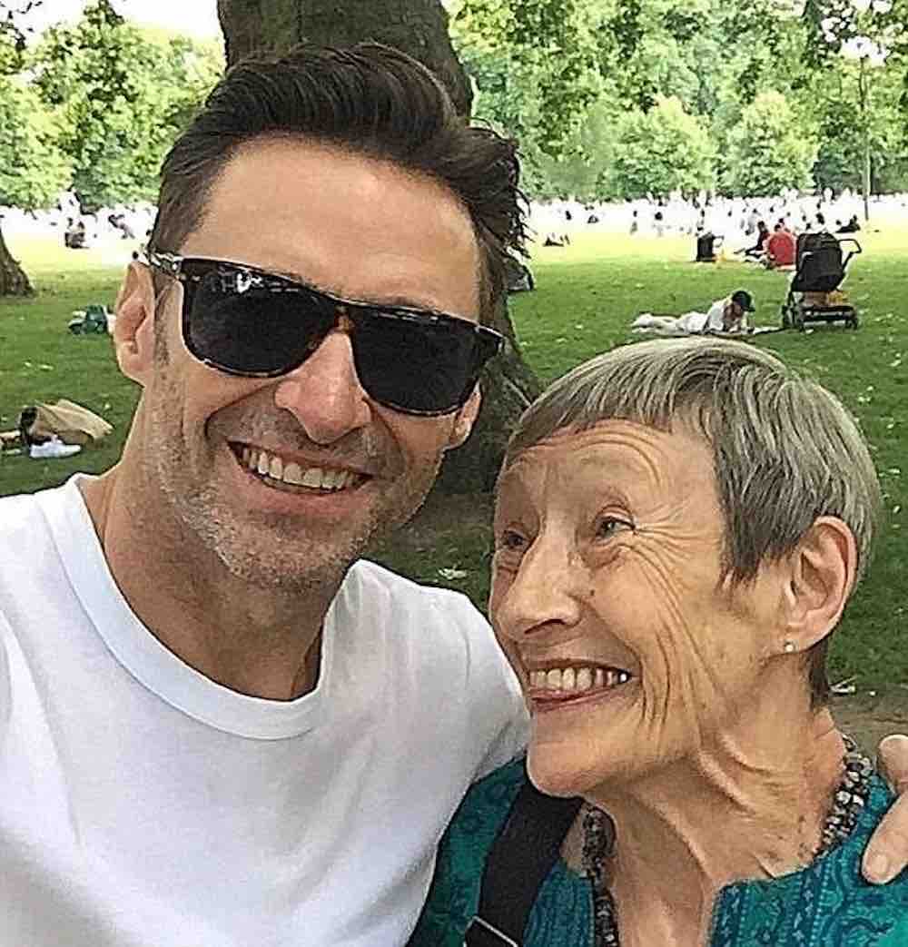 Hugh Jackman fa una dedica a sua madre 2