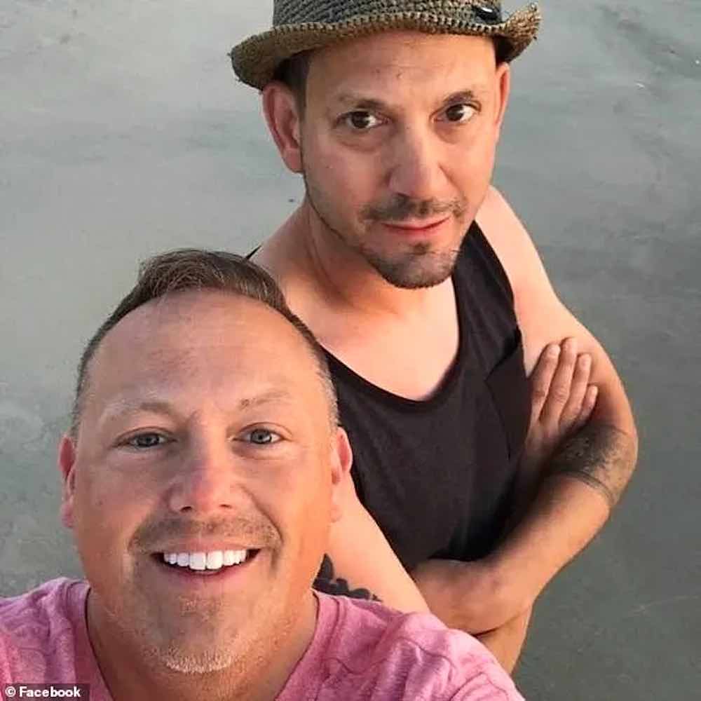 Due papà gay adottano 6 bambini
