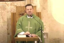 Photo of “So chi dà e chi non dà”, il prete accusa i suoi fedeli di essere troppo avari nelle offerte per la parrocchia